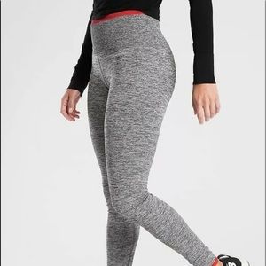 Athleta Andes tight NWT XS